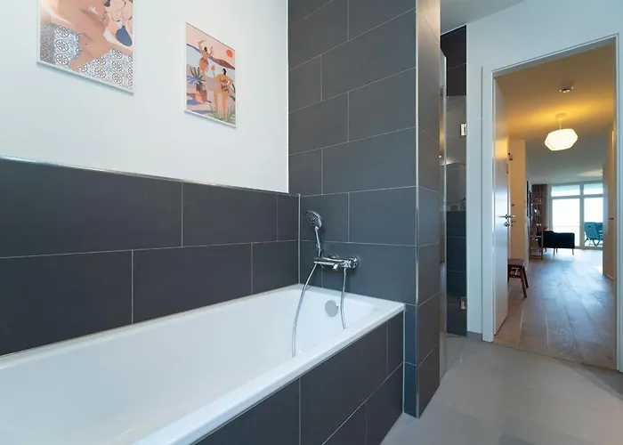 Eichenhain Japandi Stuuv بيلزيرهاكين