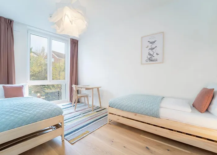 Eichenhain Japandi Stuuv شقة